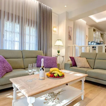 Asteri Villa, Sani Luxury Collection